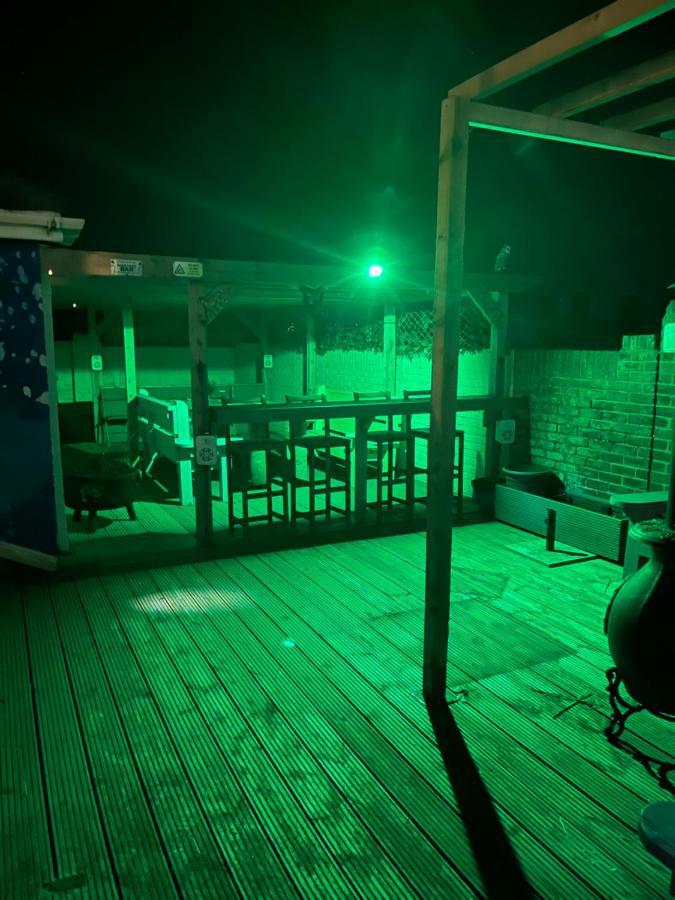 Poolside Appartement Peacehaven Buitenkant foto